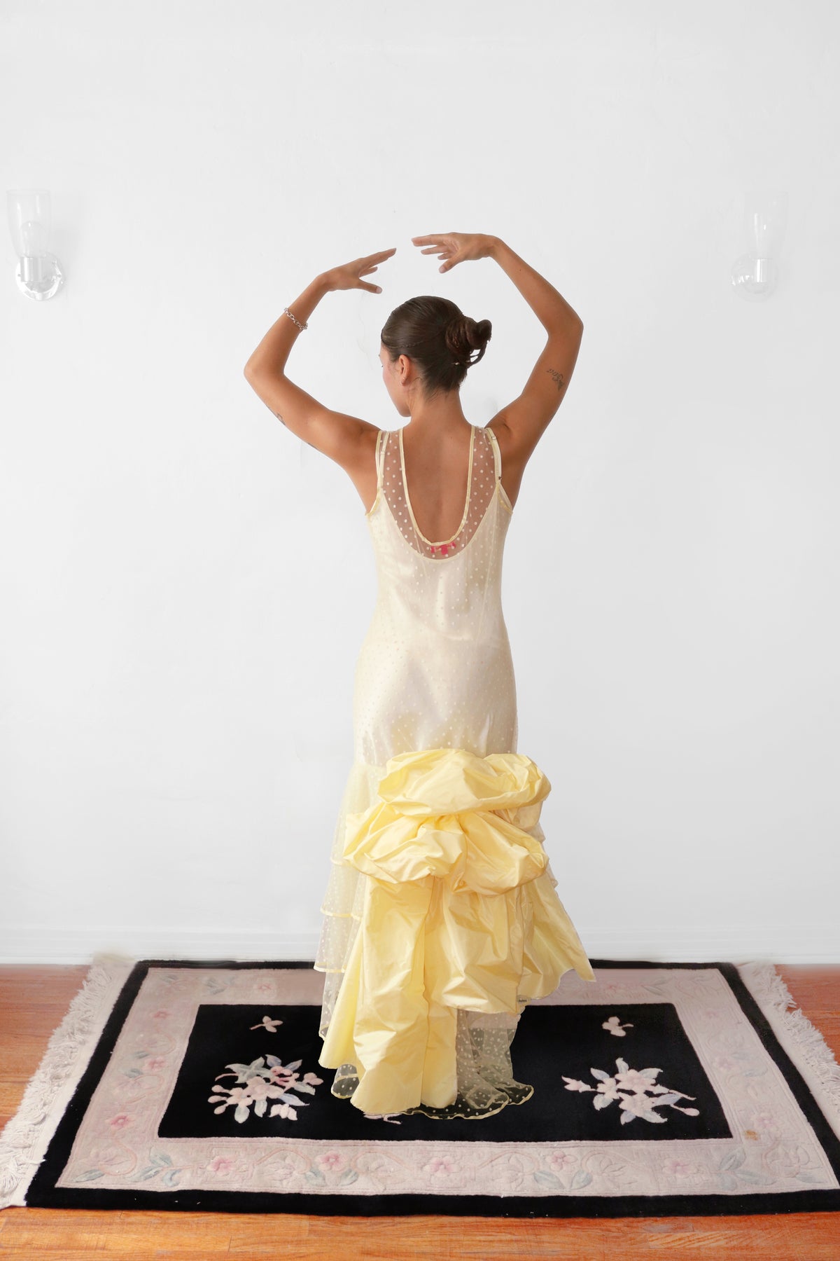 LISPECTOR GOWN